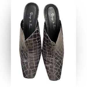 Diego di Lucca Women's Pewter Croc-Embossed Mules Size 9.5